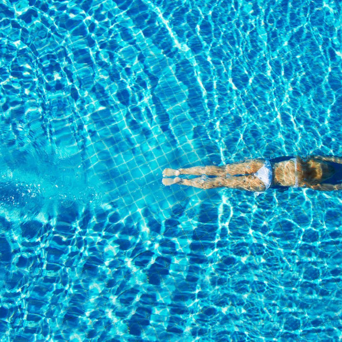 Are you a swimmer? Use a fitness tracker to improve training